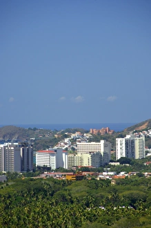 Images Dated 11th February 2007: North America, Mexico, State of Guerrero, Ixtapa & Zihuatanejo. Ixtapa hotel zone
