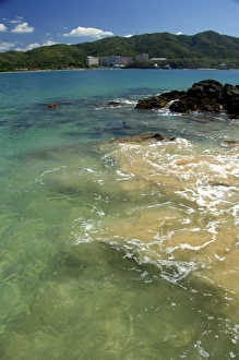 Images Dated 11th February 2007: North America, Mexico, State of Guerrero, Ixtapa & Zihuatanejo, Isla Ixtapa. Resort