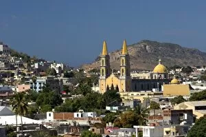 Images Dated 8th February 2007: North America, Mexico, State of Sinaloa, Mazatlan. Overview of the historic area of Mazatlan