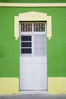 Images Dated 18th February 2007: North America, Mexico, Yucatan, Merida. Colorful doors of Merida