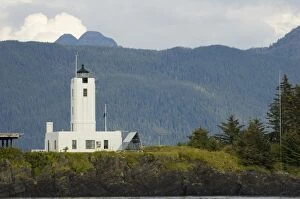 Images Dated 24th July 2005: North America, USA, AK, Inside Passage Five Fingers Lighthouse