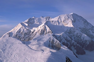 Images Dated 2nd August 2006: North America, USA, Alaska, Denali National Park. Aerial view looking up the West