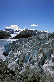 Images Dated 2nd August 2006: North America, USA, Alaska, Prince William Sound, Kenai Peninsula. The crevassed
