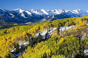 North America, USA, Colorado, Ohio Pass and the Castels With Autumn Color