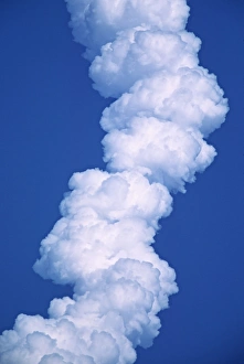 Images Dated 12th December 2006: North America, USA, Florida, Cape Canaveral. Smoke trail from a rocket at Cape Canaveral