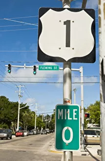 Images Dated 14th November 2007: North America, USA, Florida, Key West. US Route 1 mile zero