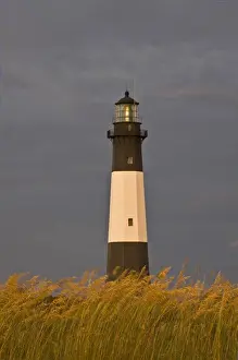 Images Dated 15th August 2009: North America; USA; Georgia; Tybee Island; Lighthouse and seaoats in early moring