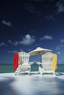 Images Dated 4th March 2008: North America, USA, Hawaii. Beach chairs
