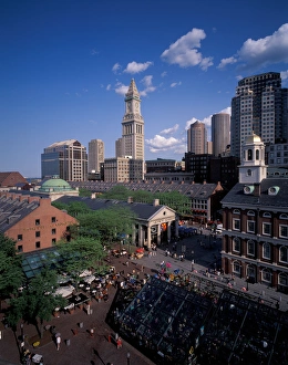 Images Dated 19th April 2005: North America, USA, Massachusetts, Boston overview of Quincy Market and Fanueil Hall