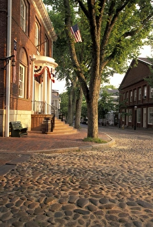 Images Dated 15th June 2011: North America, USA, Massachusetts, Nantucket Island, Nantucket town. Cobblestone streets