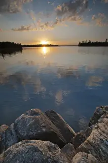 Images Dated 22nd July 2012: North America, USA, Minnesota, Voyageurs National Park. Sunset on Kabetogama Lake