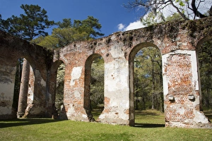 Images Dated 23rd March 2007: North America, USA, South Carolina. Ruins of the Old Sheldon Church