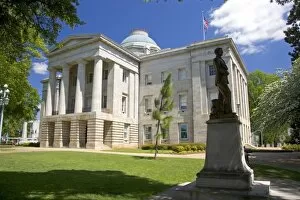 Images Dated 7th April 2007: North Carolina State Capitol Building in Raleigh