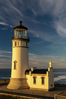 Images Dated 3rd December 2023: North Head Lighthouse at Cape Disappointment State Park in Washington State, USA