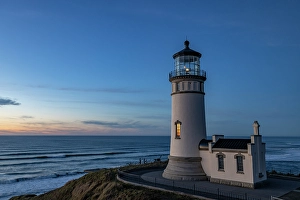 Images Dated 3rd December 2023: North Head Lighthouse at Cape Disappointment State Park in Washington State, USA