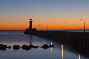 Guidance Prints: North pier Lighthouse
