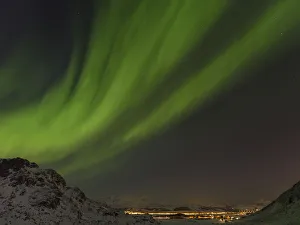 Images Dated 4th March 2017: Northern Lights near Leknes, island Vestvagoy