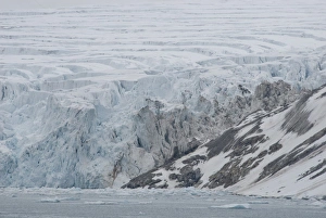 Images Dated 26th June 2009: Norway, Arctic Circle, North Atlantic Ocean, Magdalena Fjord & glacier