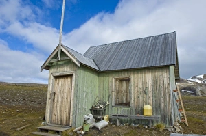 Images Dated 15th June 2005: Norway. Blomstandhalvoya or Ny London historic site Svalbard Archipelago, Norway