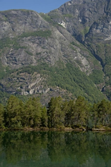 Images Dated 4th July 2009: Norway, Geirangerfjord District. Scenic view of Jostedalsbreen National Park