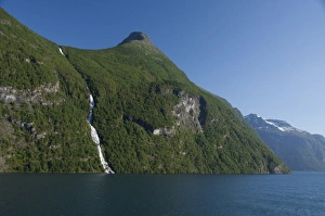 Images Dated 4th July 2009: Norway, Geirangerfjord, Geiranger. Scenic fjord views near Geiranger. UNESCO