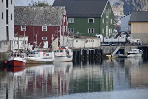 Norway, Nordland, Lofoten Archipelago, Mount Vagakaillen area. Fishing village of