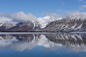 Images Dated 22nd May 2019: Norway, Svalbard, Spitsbergen, Fjord. Arctic fjord reflections