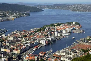 Images Dated 3rd September 2005: Norway, View of Bergen from Mount Floyen