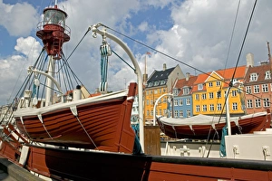 Images Dated 18th August 2004: Nyhavn, Copenhagen, Denmark
