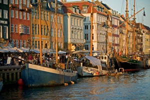Images Dated 18th August 2004: Nyhavn, Copenhagen, Denmark