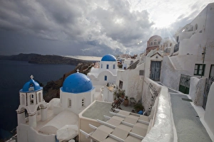 Images Dated 22nd May 2010: Oia, Santorini, Greece