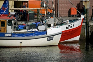 Images Dated 27th April 2004: old boats, warnemunde
