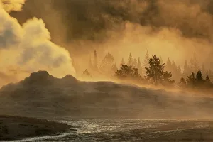 Images Dated 12th September 2020: Old Faithful steaming in early morning, Upper Geyser Basin, Yellowstone National Park