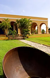 Images Dated 3rd February 2010: Old historic Manaca Iznaca Estate home of the Plantation House near Trinidad Cuba
