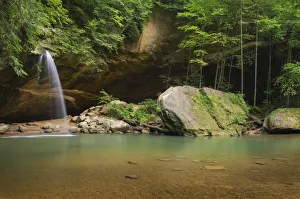 Old Mans Cave Lower Falls, Hocking Hills State Park, Ohio