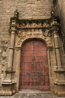 Images Dated 10th June 2010: Old Stone Buildings Plaza de Santa Maraaa Historic Centre of Caceres