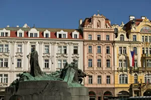 Images Dated 4th May 2004: old town square, Czech Republic, prague