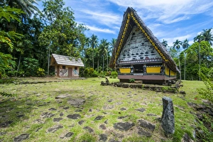 Images Dated 15th May 2011: Oldest Bai of Palau, an house for the village chiefs, Island of Babeldoab, Palau