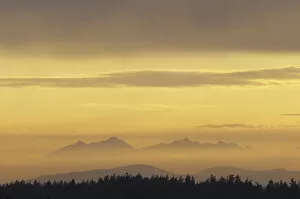 Olympic Mountains and clouds at sunset, viewed from Bellevue, Washington
