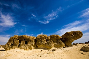 Arabia Prints: Oman, Al Duqum, garden rock