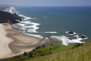 Images Dated 11th May 2012: OR, Cascade Head, view of beach