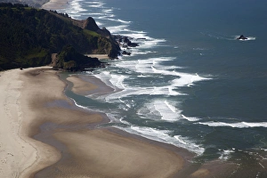 Images Dated 11th May 2012: OR, Cascade Head, view of beach