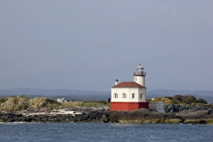 Images Dated 13th May 2012: OR, Oregon Coast, Bandon, Coquille River lighthouse, built in 1896, last lighthouse