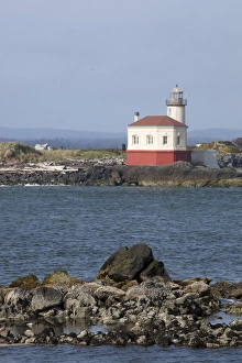 Images Dated 13th May 2012: OR, Oregon Coast, Bandon, Coquille River lighthouse, built in 1896, last lighthouse