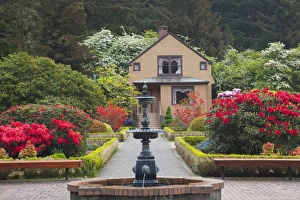 OR, Shore Acres State Park, Shore Acres Garden, Garden House and fountain with