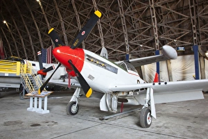 Images Dated 16th May 2012: OR, Tillamook, Tillamook Air Museum, North American P-51D fighter airplane