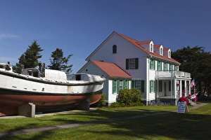 OR, Winchester Bay, Umpqua River Lighthuse Museum; former US Coast Guard Station