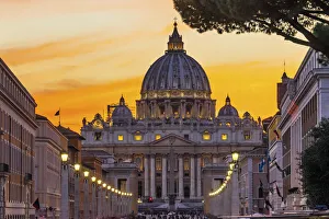 Saint Prints: Orange sunset illuminated street lights, Via Della Conciliazione