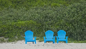 Images Dated 18th May 2022: Oregon, chairs on Cannon Beach