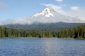 Oregon, Mt. Hood. View of snow-capped Mt. Hood from Trillium Lake